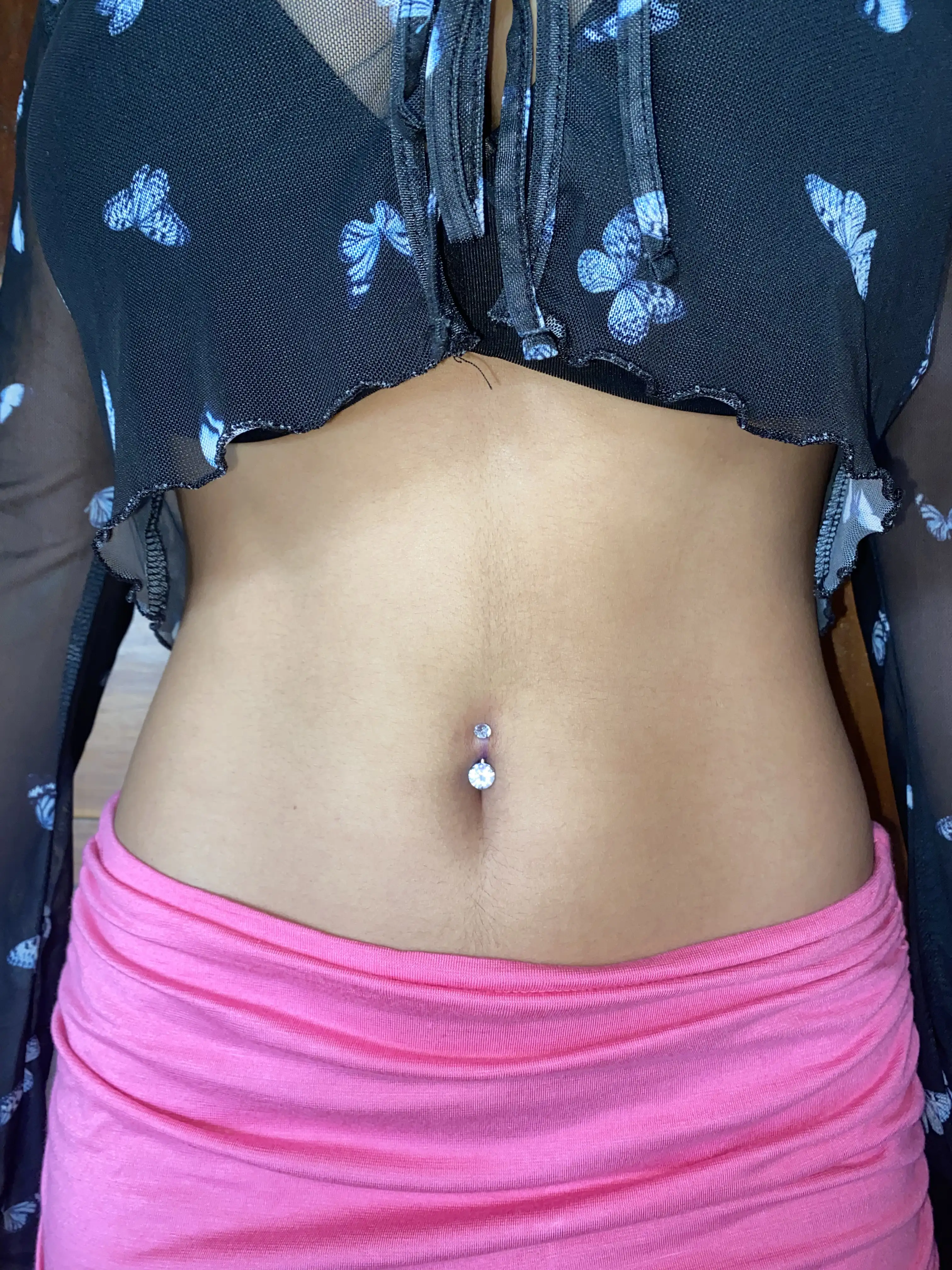 belly piercing bali